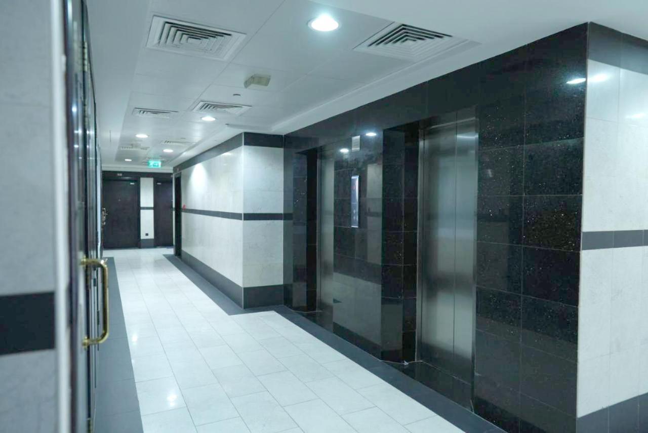 Partition Room In Al Seef Near Burjuman Metro Dubai Eksteriør bilde